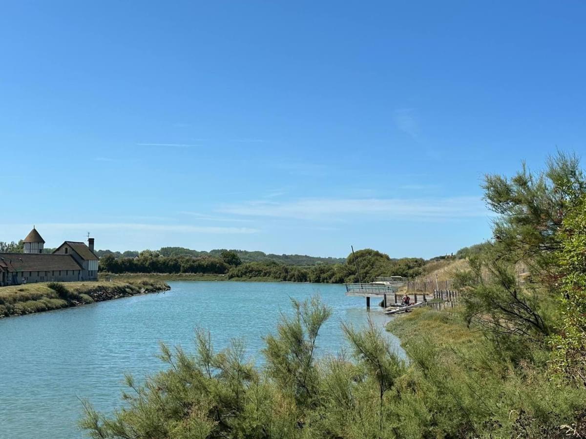 Residence Les Jardins De Courseulles F3 Bagian luar foto